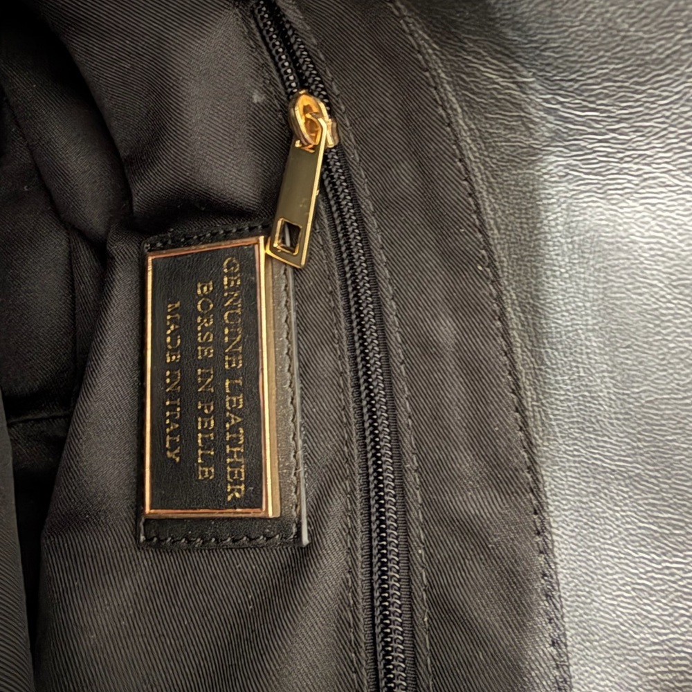 Vintage leather shoulder/crossbody bag by Centaurea. Made in Italy, Like New - Picture 8 of 11